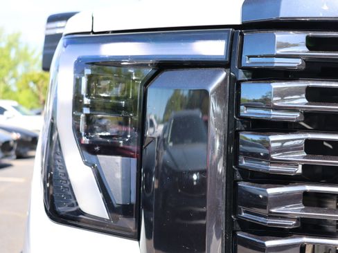 Used 2024 GMC Sierra 2500 Denali Ultimate w/ Snow Plow Prep/Camper Package image 31