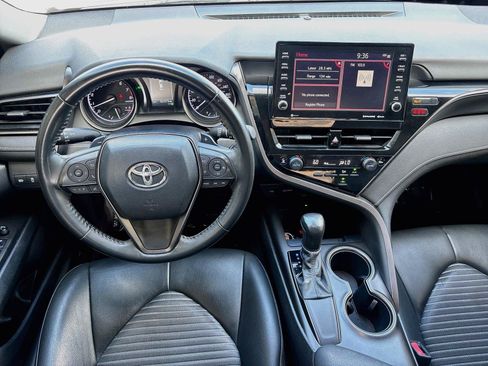 Used 2021 Toyota Camry SE w/ Audio Upgrade Package FWD image 21