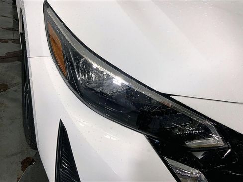 Used 2025 Nissan Sentra SV FWD image 26