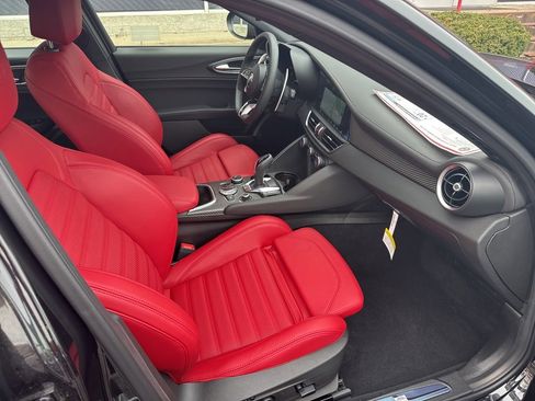 New 2024 Alfa Romeo Giulia Quadrifoglio image 20