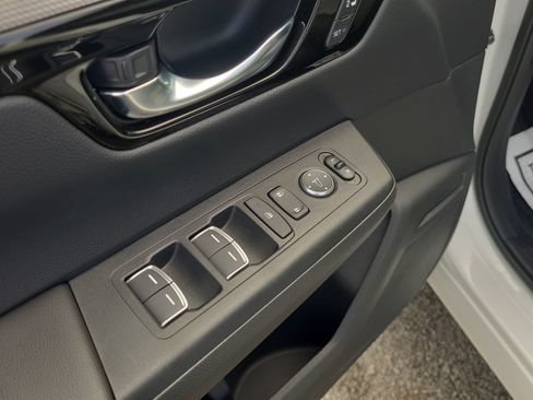 Used 2026 Honda CR-V Sport Touring image 23