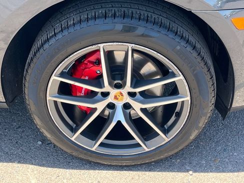 Used 2023 Porsche Macan S AWD/4WD image 8