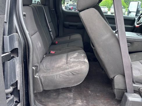Used 2011 GMC Sierra 2500 SLE w/ Snow Plow Prep Package AWD/4WD image 13