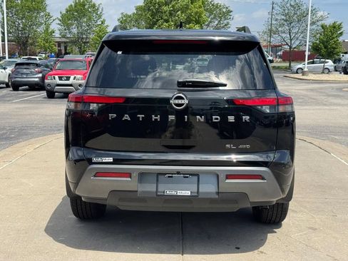 New 2026 Nissan Pathfinder SL AWD/4WD image 8