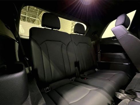 Used 2021 Audi Q7 3.0T Premium Plus w/ Premium Plus Package image 29