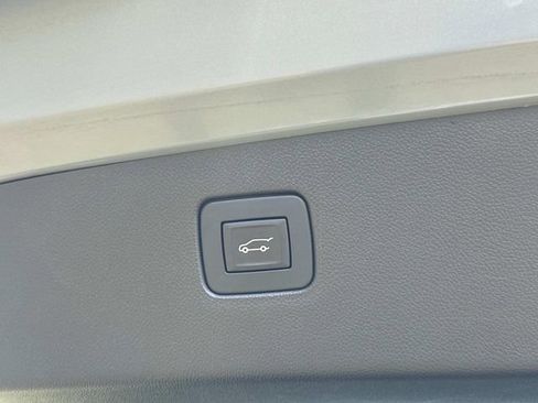 Used 2024 Buick Envista Sport Touring w/ Convenience I Package image 12