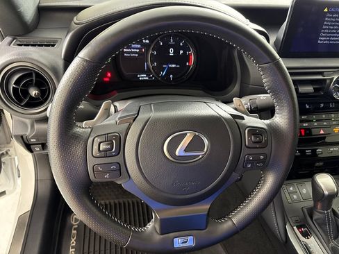 Used 2024 Lexus IS 500 RWD image 32
