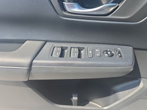 Certified 2025 Honda CR-V EX image 25