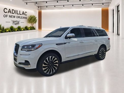 Used 2024 Lincoln Navigator L Black Label AWD/4WD image 8