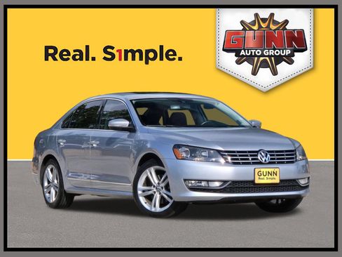 Used 2015 Volkswagen Passat 1.8T SEL Premium FWD image 1