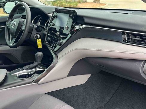 Used 2024 Toyota Camry LE image 20