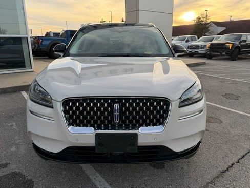 Used 2022 Lincoln Corsair Grand Touring image 9