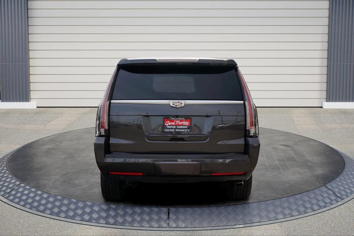 Used 2015 Cadillac Escalade ESV Luxury AWD/4WD image 6