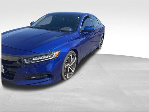 Used 2019 Honda Accord Sport image 18