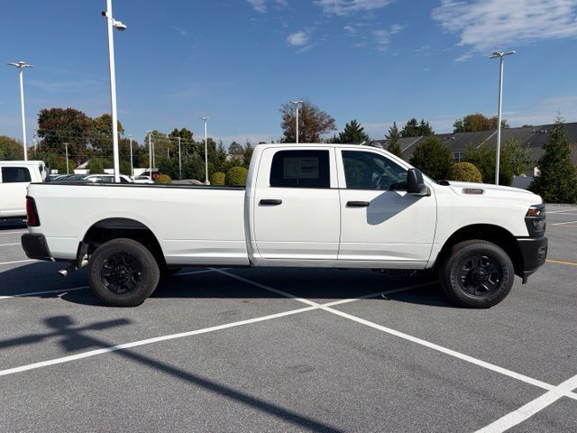 New 2026 RAM 3500 Tradesman w/ Commercial Features Package AWD/4WD image 30