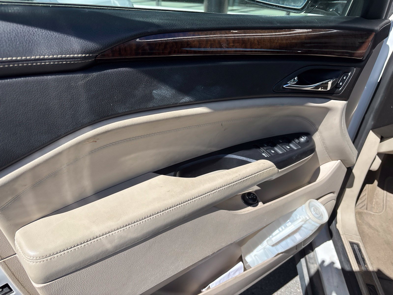 Used 2013 Cadillac SRX Luxury FWD image 12