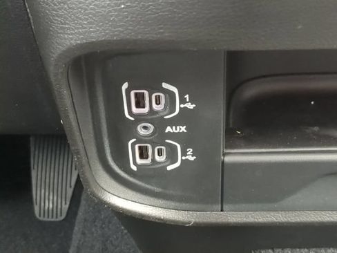 New 2026 RAM 2500 Tradesman AWD/4WD image 24