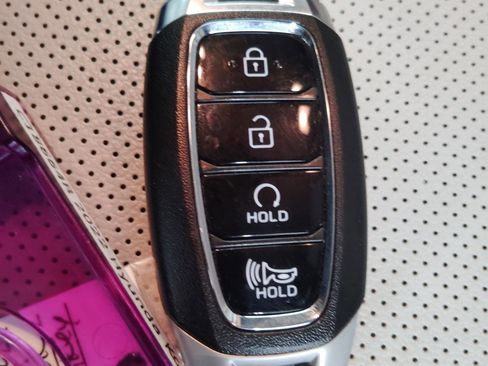 Used 2022 Hyundai Kona Limited image 38