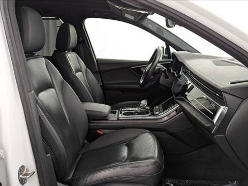 Used 2023 Audi Q7 2.0T Premium Plus w/ Premium Plus Package AWD/4WD image 19