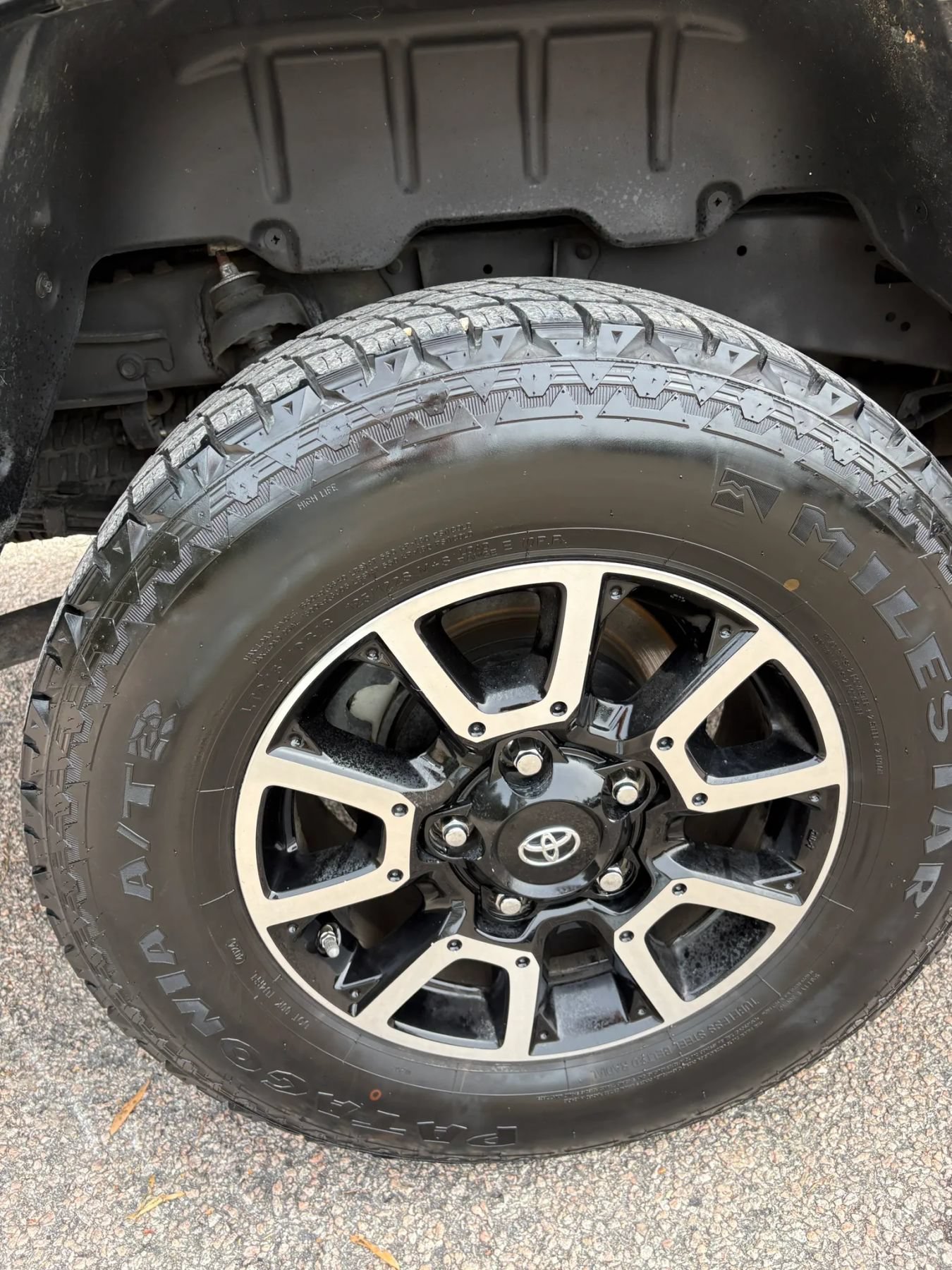 Used 2014 Toyota Tundra Limited w/ Limited Premium Package AWD/4WD image 49