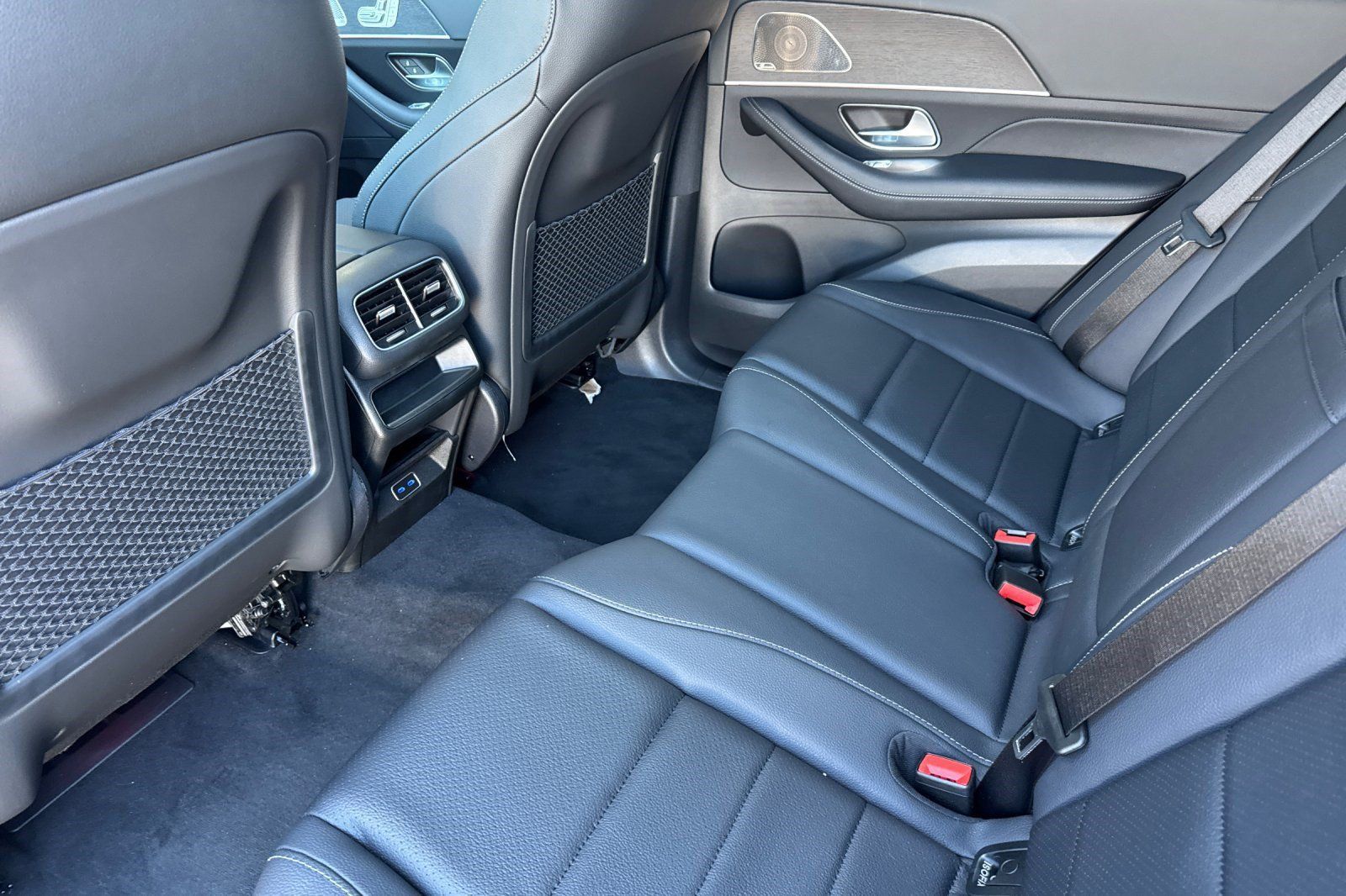 New 2026 Mercedes-Benz GLE 450e 4MATIC image 22
