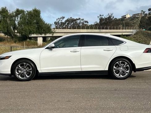 Certified 2024 Honda Accord EX image 9