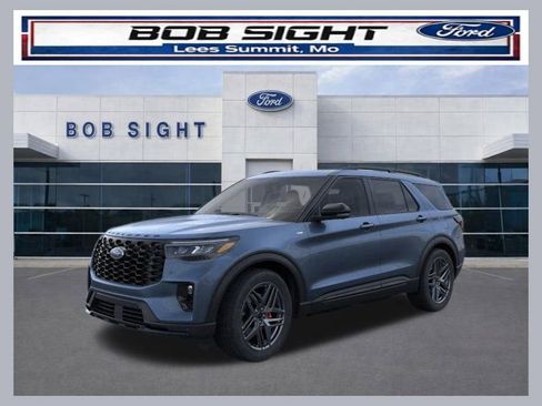 New 2026 Ford Explorer ST-Line w/ ST-Line Street Pack image 1
