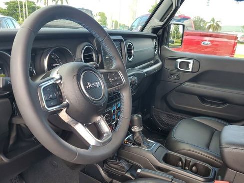 Used 2023 Jeep Wrangler Rubicon image 22