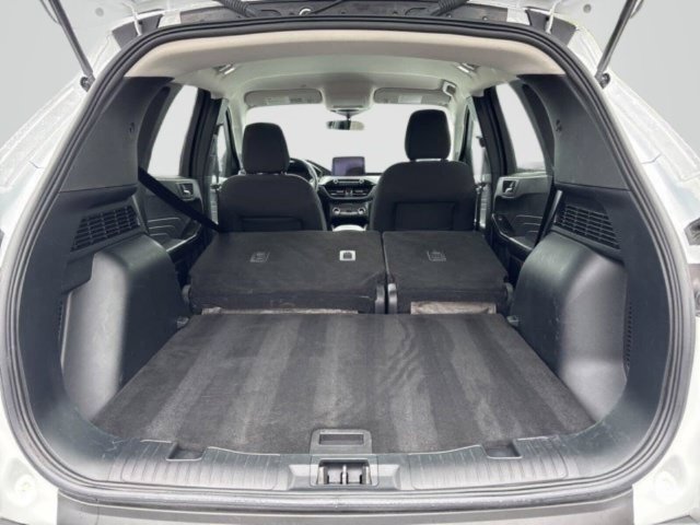 Used 2025 Ford Escape Active AWD/4WD image 37