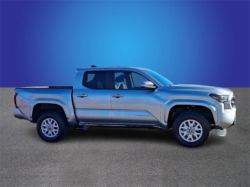 Used 2024 Toyota Tacoma SR5 image 4