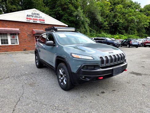 Used 2014 Jeep Cherokee Trailhawk w/ Leather Interior Group image 3