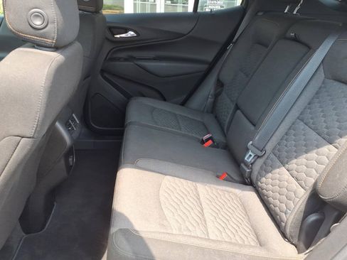 Used 2018 Chevrolet Equinox LT FWD image 19