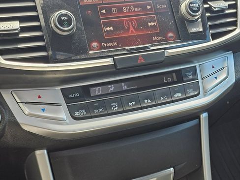 Used 2015 Honda Accord EX-L image 24