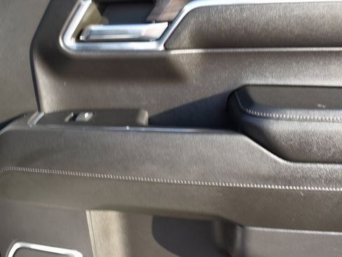 Used 2023 Chevrolet Silverado 1500 LTZ w/ LTZ Premium Package image 12