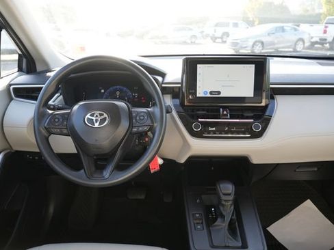 Used 2026 Toyota Corolla Cross L FWD image 16