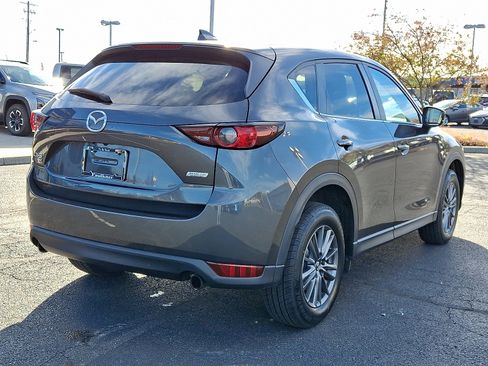 Used 2017 MAZDA CX-5 Touring w/ Preferred Equipment Package image 6