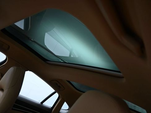 Certified 2023 Porsche Panamera Platinum Edition RWD image 19