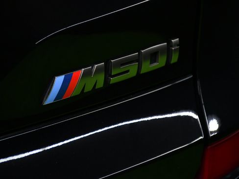 Used 2021 BMW X5 M50i w/ Premium Package image 13