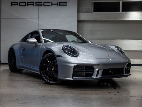 Used 2025 Porsche 911 Carrera image 10