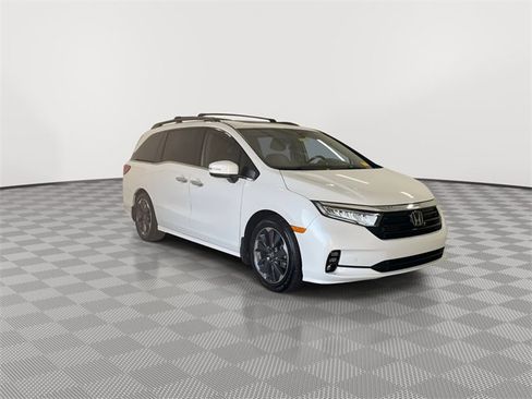 Used 2023 Honda Odyssey Elite image 13