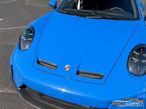 Used 2025 Porsche 911 GT3 RWD image 4