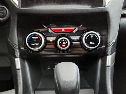 Used 2019 Subaru Forester Premium AWD/4WD image 31