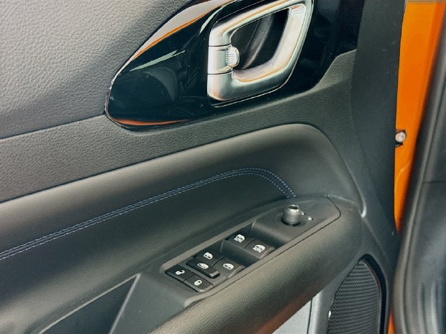 New 2026 Jeep Compass Latitude AWD/4WD image 17