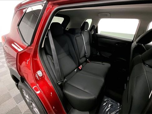New 2026 Nissan Rogue S image 28