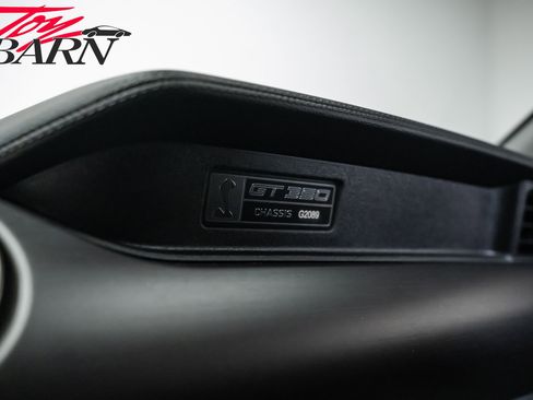 Used 2016 Ford Mustang Shelby GT350 w/ Track Package image 41