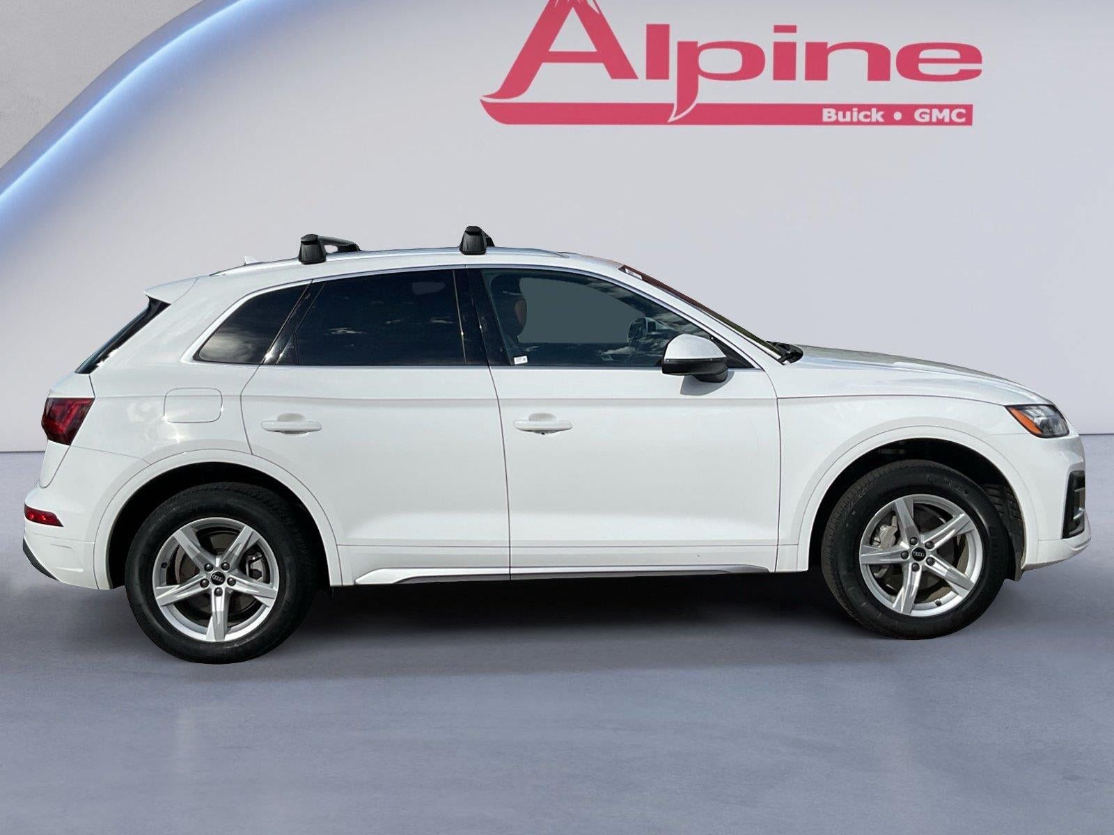 Used 2023 Audi Q5 2.0T Premium w/ Convenience Package AWD/4WD image 6
