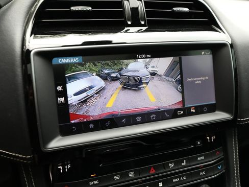 Used 2019 Jaguar F-PACE R-Sport AWD/4WD image 26