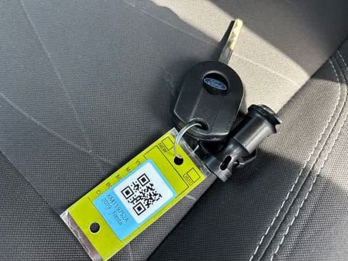Used 2019 Ford Fiesta SE FWD image 25