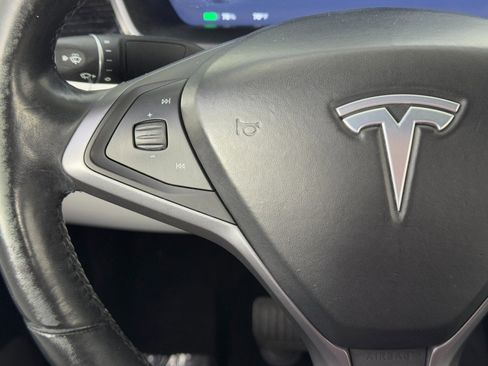 Used 2018 Tesla Model X 100D image 15