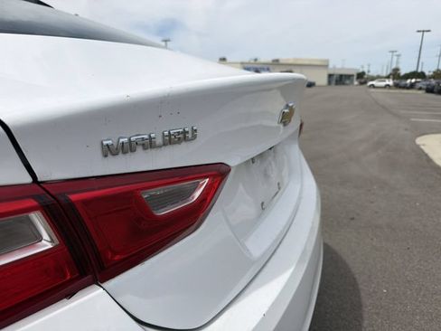 Used 2023 Chevrolet Malibu LT FWD image 34